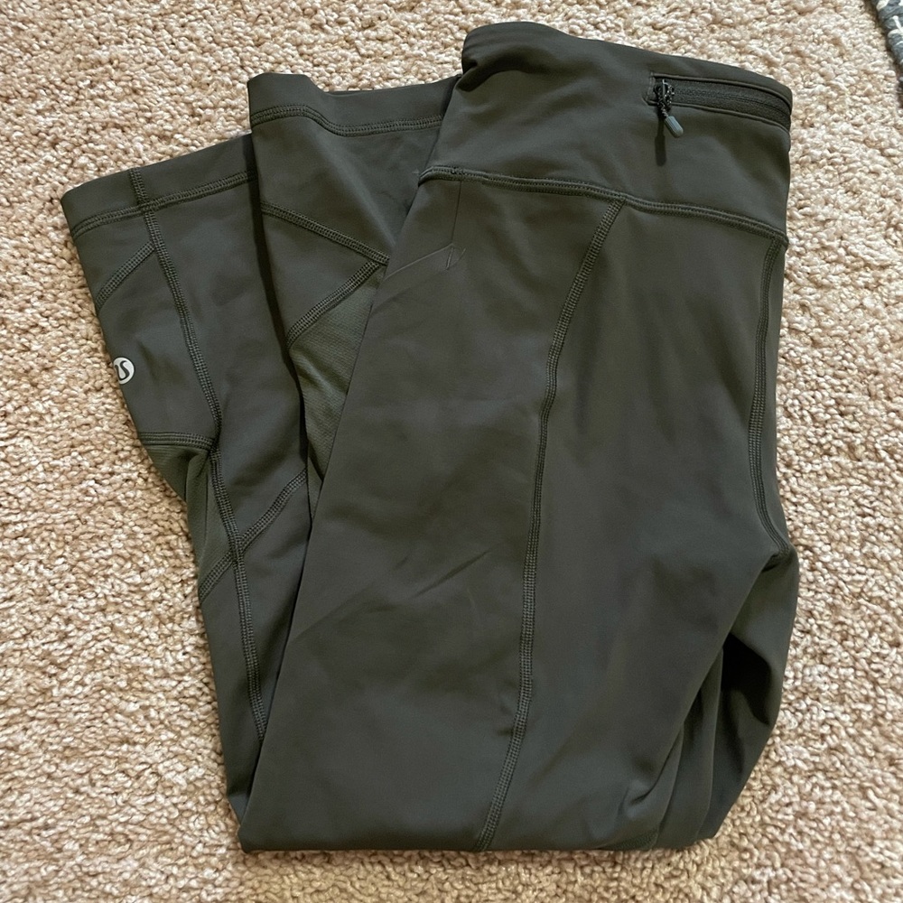 Lulu cropped leggings